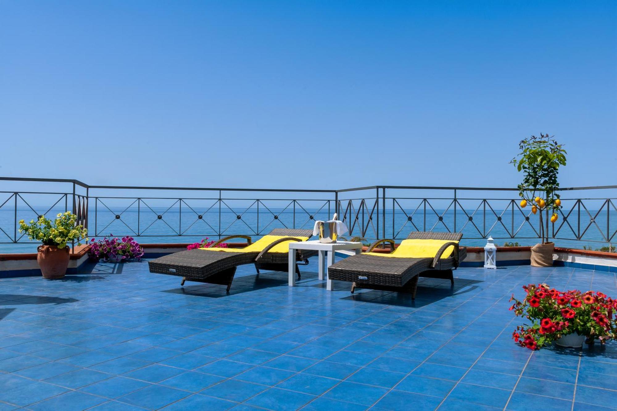 Casa Vacanza Alice & Mari Ascea Dış mekan fotoğraf