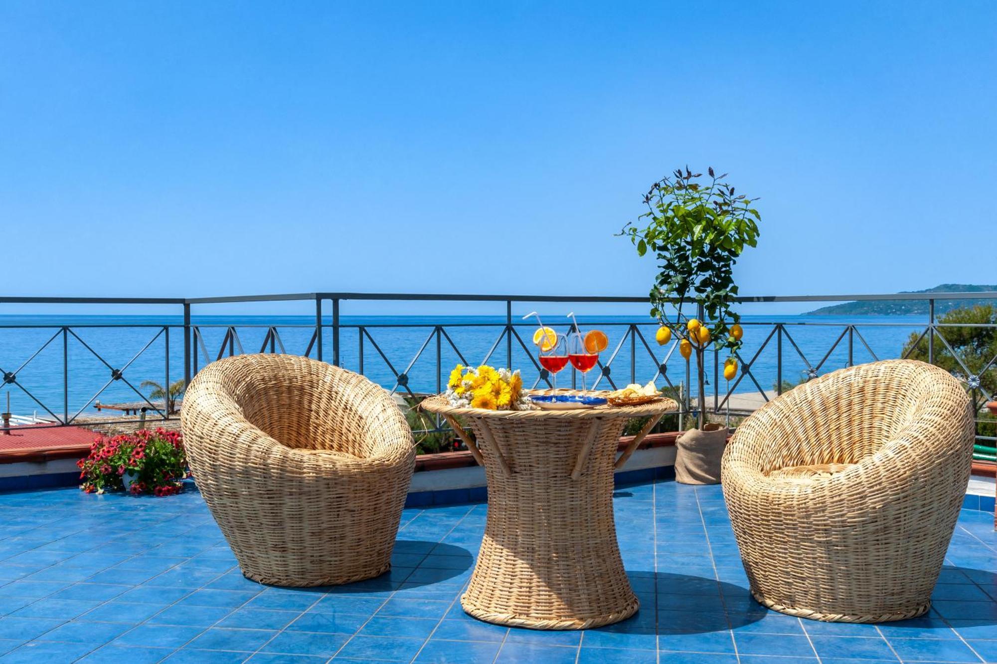 Casa Vacanza Alice & Mari Ascea Dış mekan fotoğraf